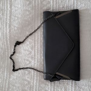 Aldo Clutch